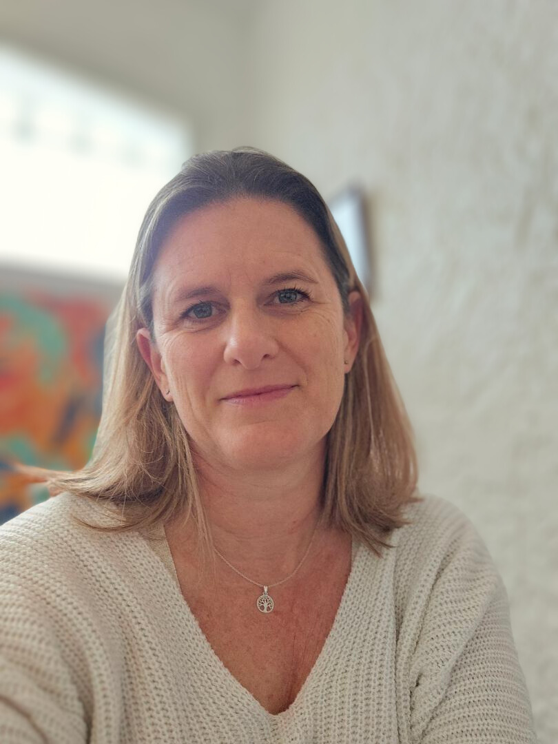 Séverine VAUNA, praticienne hypnose ericksonienne et reiki